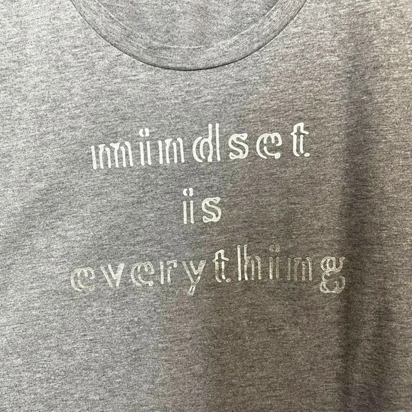 Fabletics Janis Muscle Tank Mindset Is Everything in Grey Size S - Picture 9 of 11